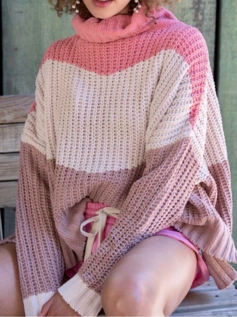 POL Chunky Colorblock Turtle Neck Sweater
